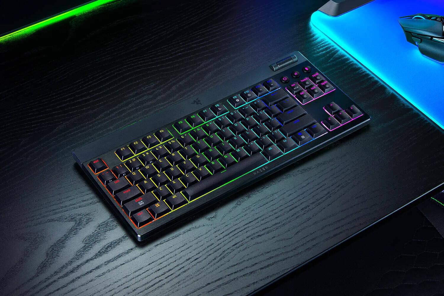 Razer RZ03-05450500-R3M1, BlackWidow V4 low-profile TKL mechanical keyboard, HyperSpeed wireless, bulk esports and B2B use